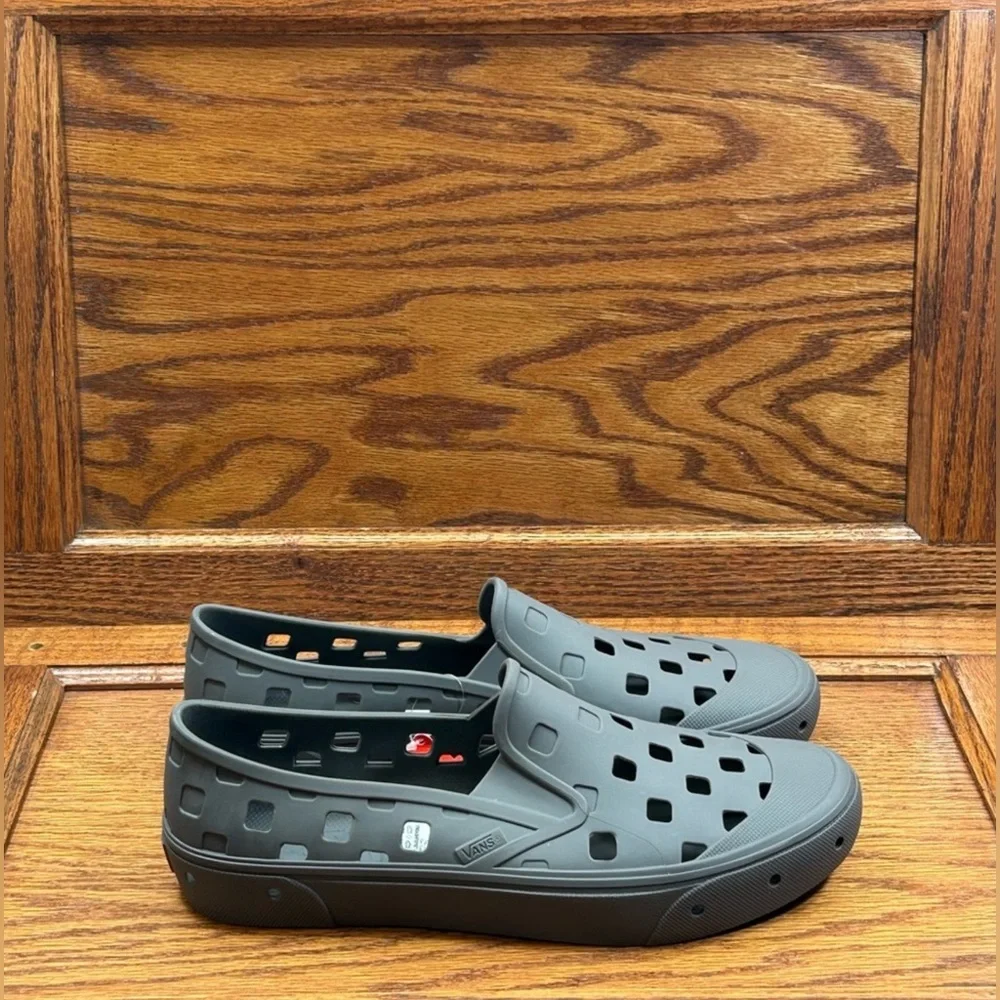 Vans slip trk